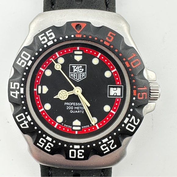 Tag Heuer Formula 1 Midsize 35mm Wrist Watch - Picture 2 of 11